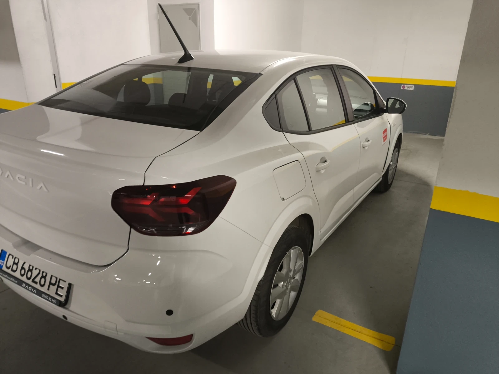 Dacia Logan 1.0TCI CVT - изображение 4