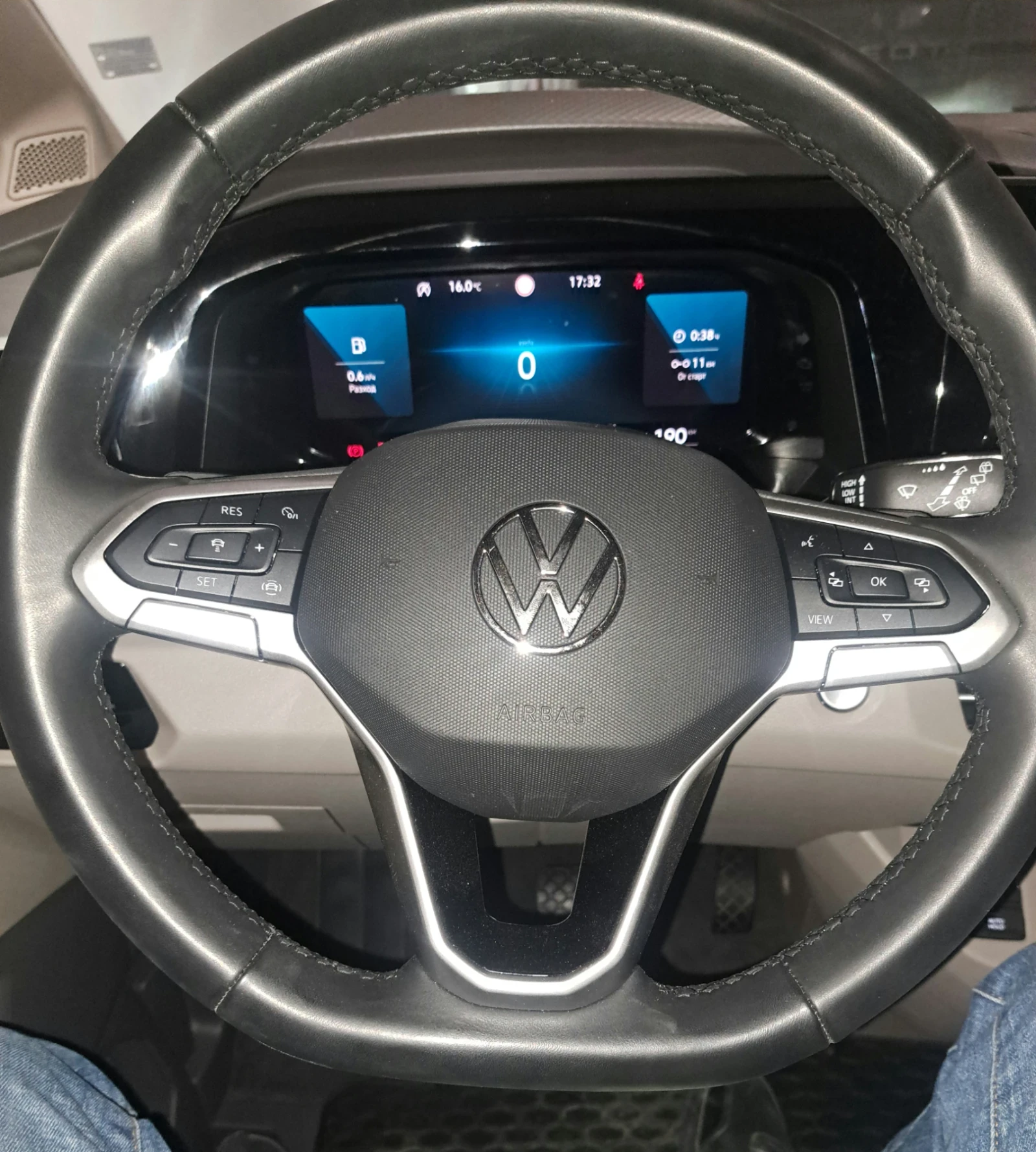 VW Multivan  - изображение 2