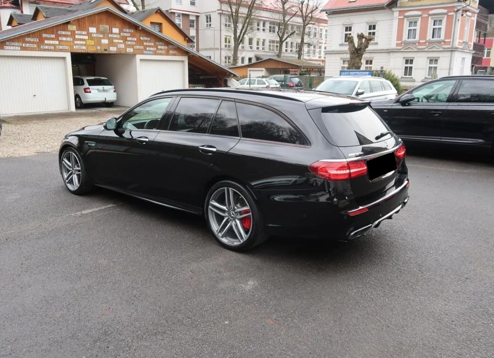 Mercedes-Benz E 63 AMG 4Matic+  | Mobile.bg   5