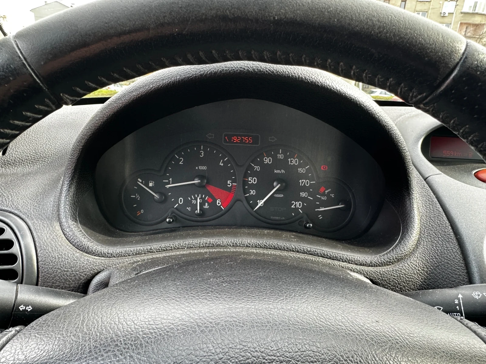 Peugeot 206 2.0 hdi 90к.с sport, снимка 12 - Автомобили и джипове - 53755708