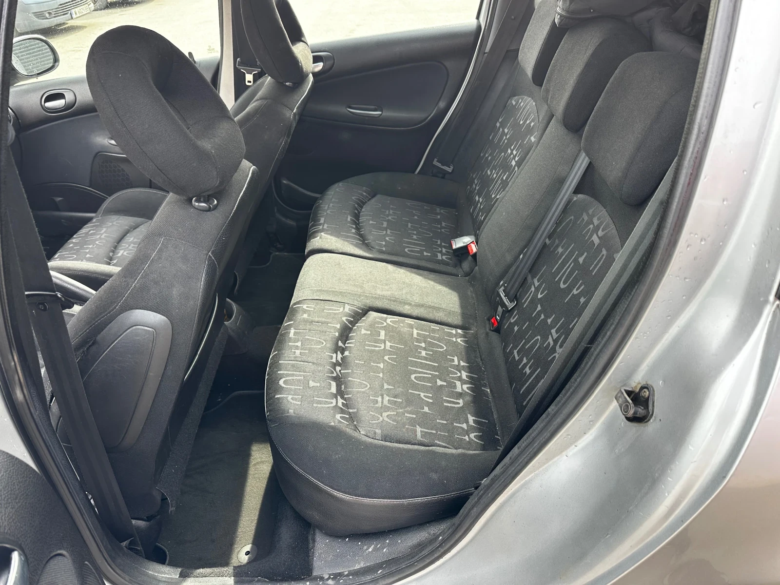 Peugeot 206 2.0 hdi 90к.с sport, снимка 9 - Автомобили и джипове - 53755708