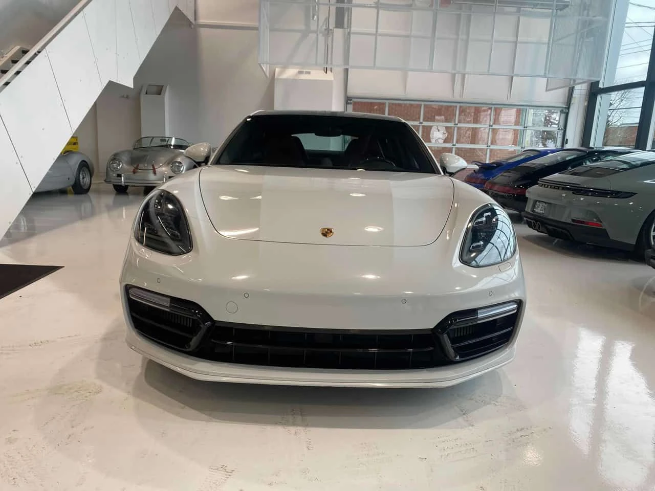Porsche Panamera * 4S * CARFAX * ЦЕНА ДО БГ, снимка 4 - Автомобили и джипове - 53846834