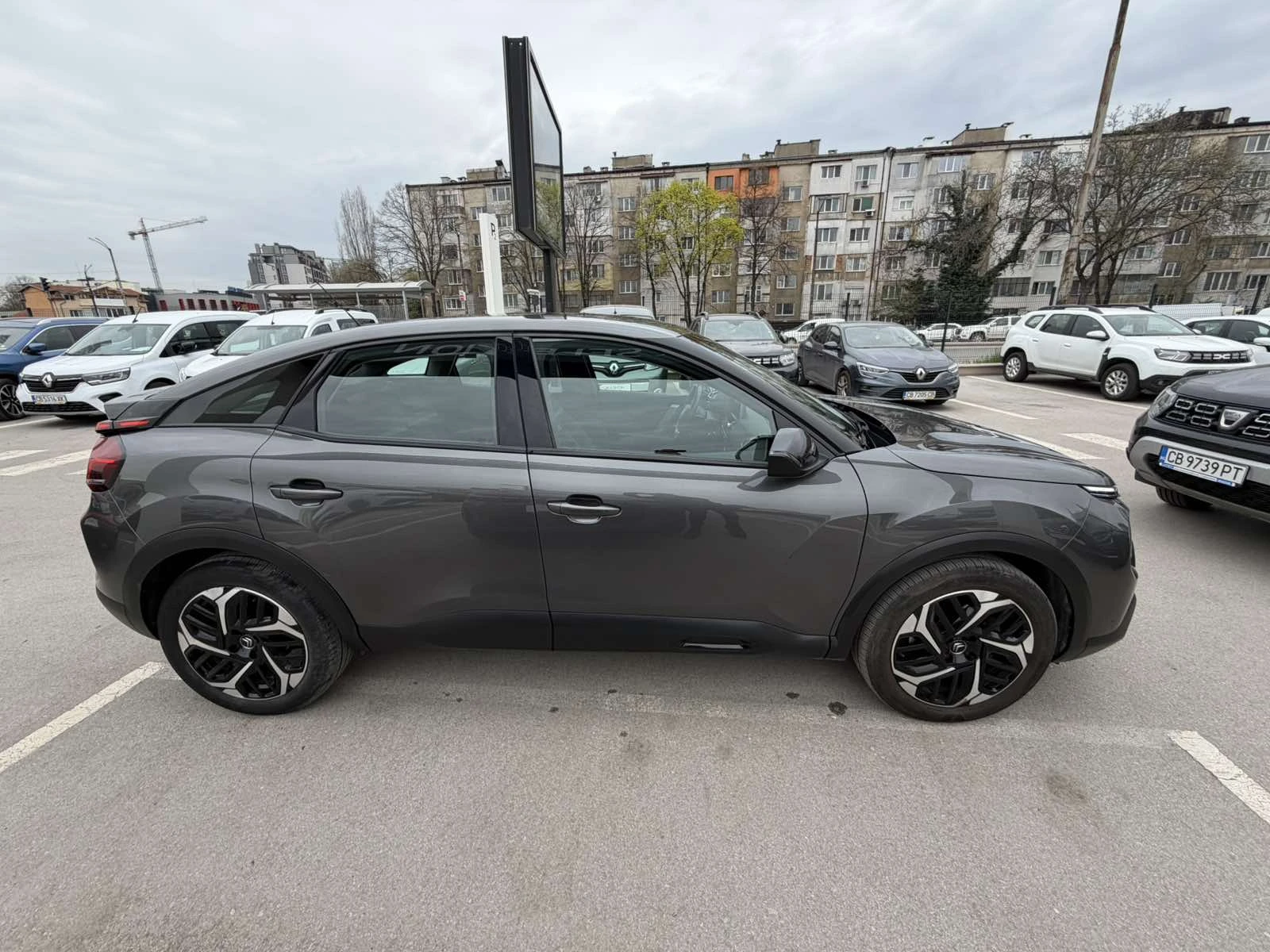 Citroen C4 1.2i Pure Tech 130k.c., снимка 4 - Автомобили и джипове - 54291024