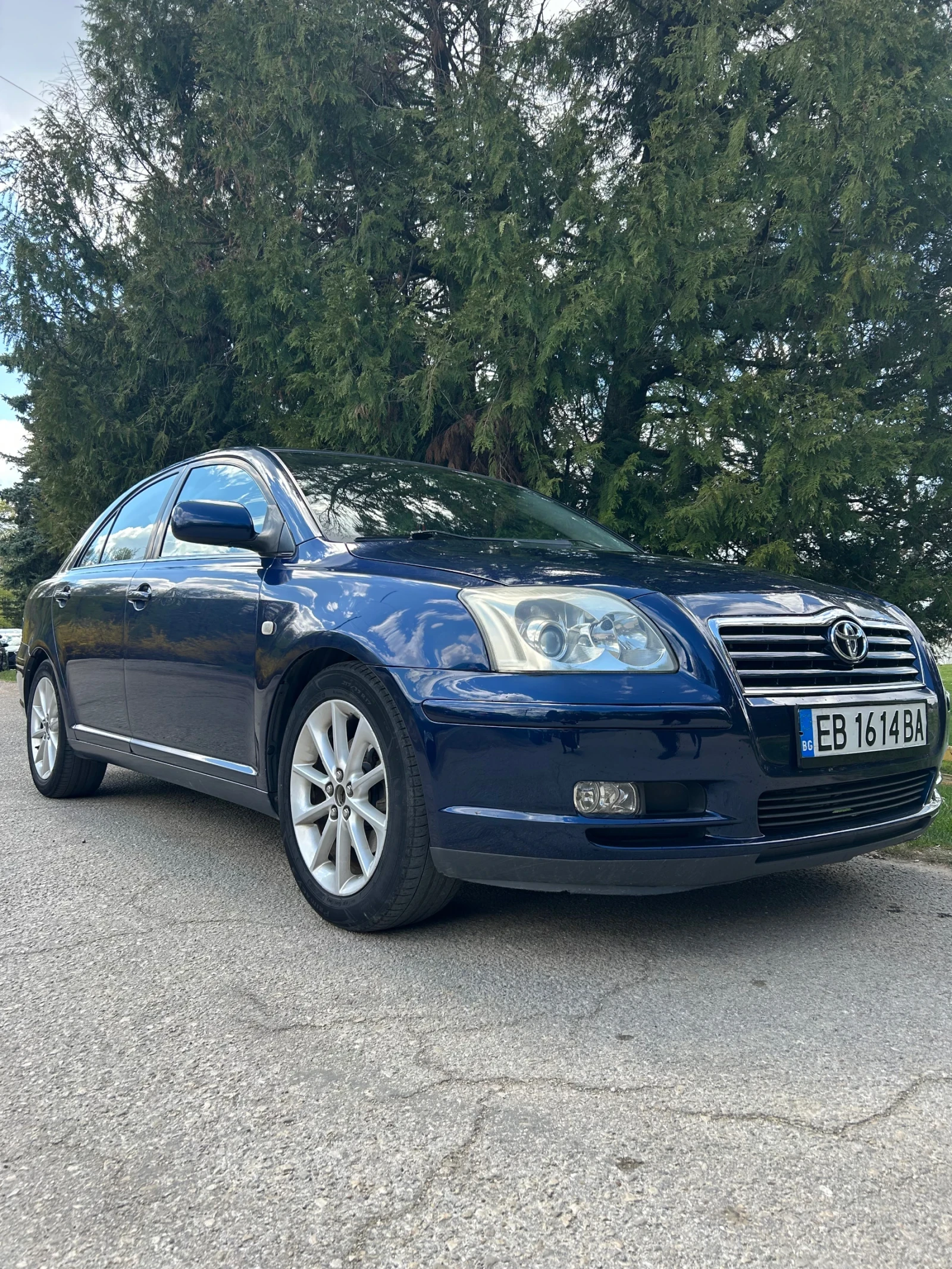 Toyota Avensis, снимка 4 - Автомобили и джипове - 54398009