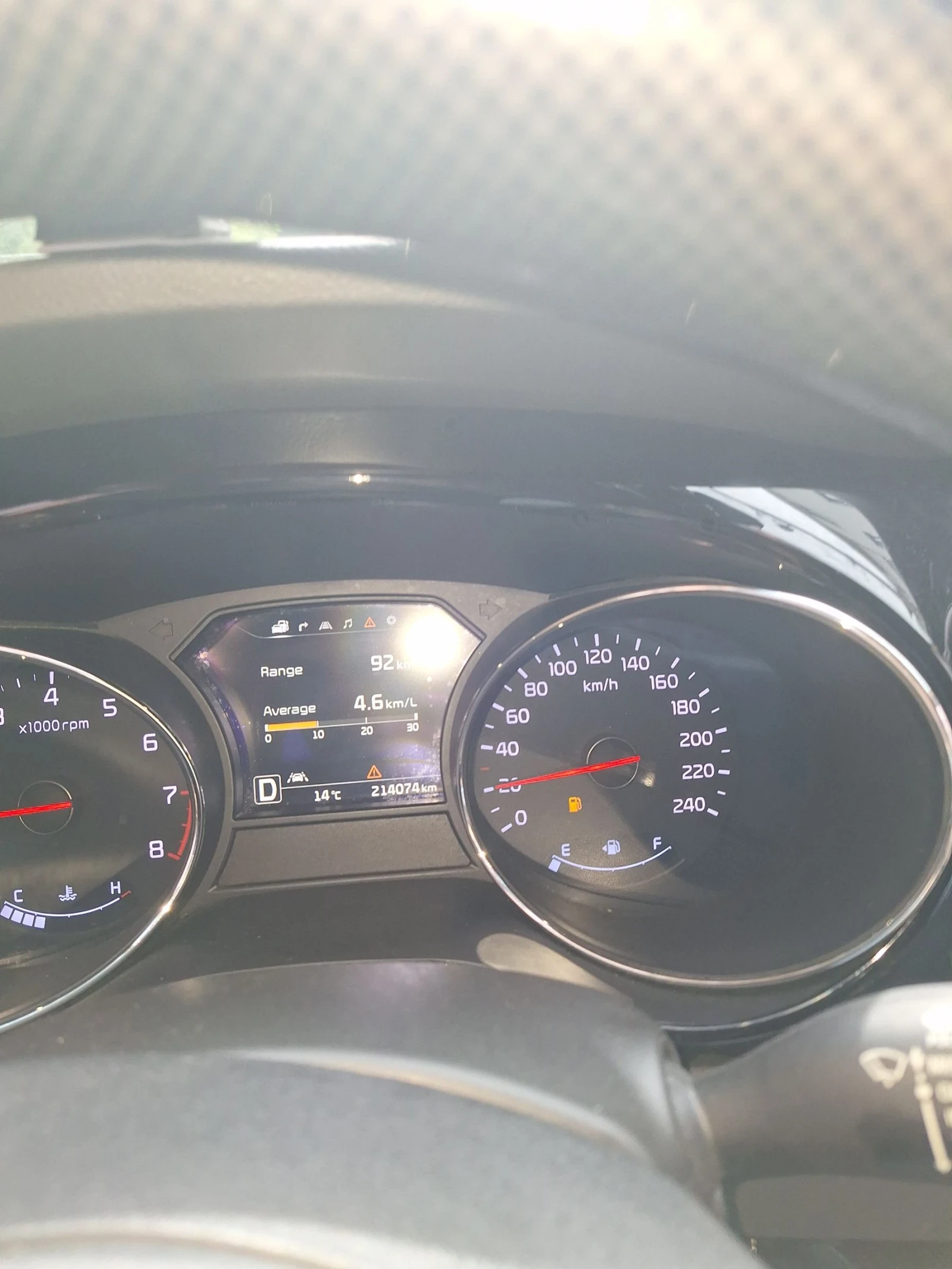 Kia Carnival High limousine , снимка 13 - Автомобили и джипове - 54486092