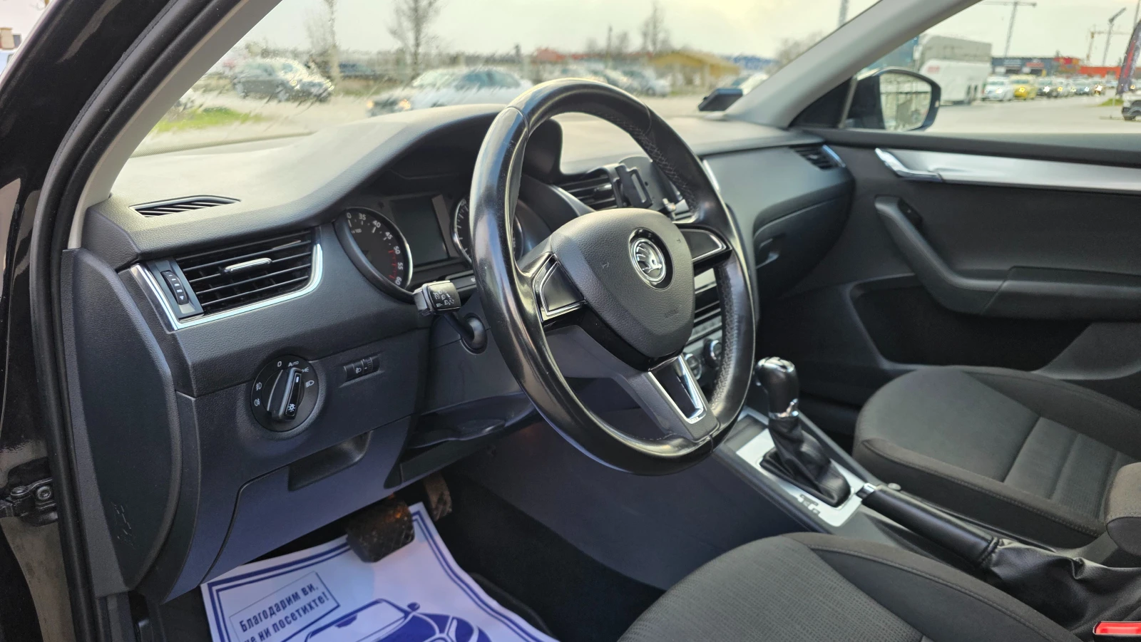 Skoda Octavia KATO ЧИСТО НОВ, снимка 8 - Автомобили и джипове - 54568671