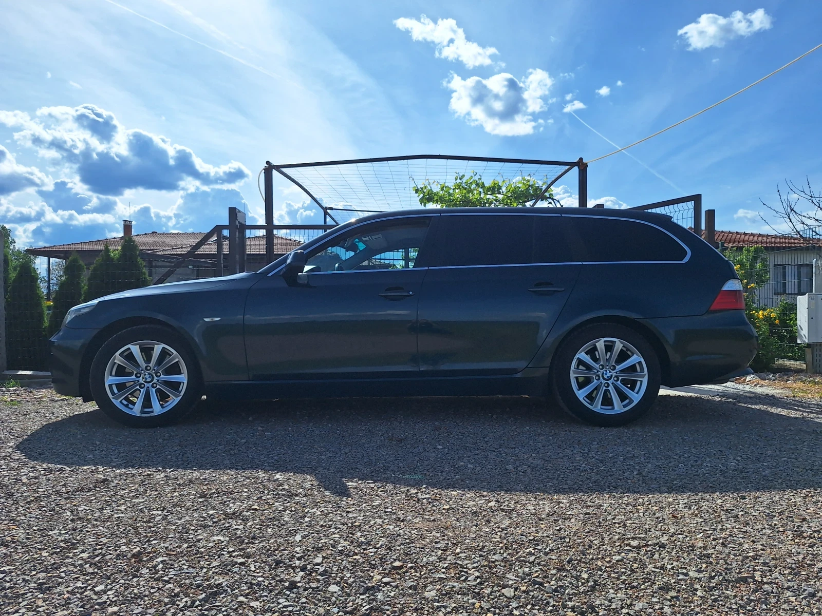 BMW 530, снимка 3 - Автомобили и джипове - 54681398