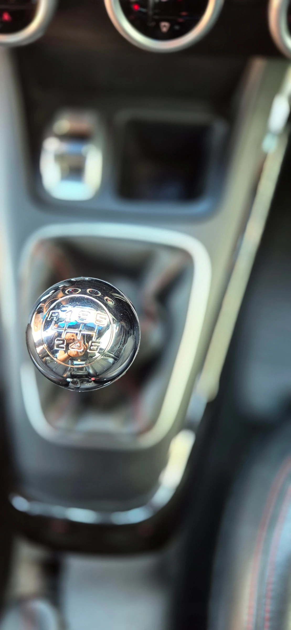 Alfa Romeo Giulietta, снимка 11 - Автомобили и джипове - 55002530
