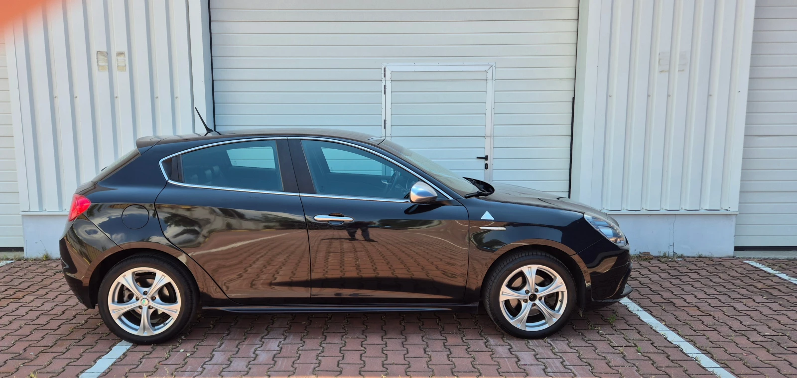 Alfa Romeo Giulietta, снимка 2 - Автомобили и джипове - 55002530