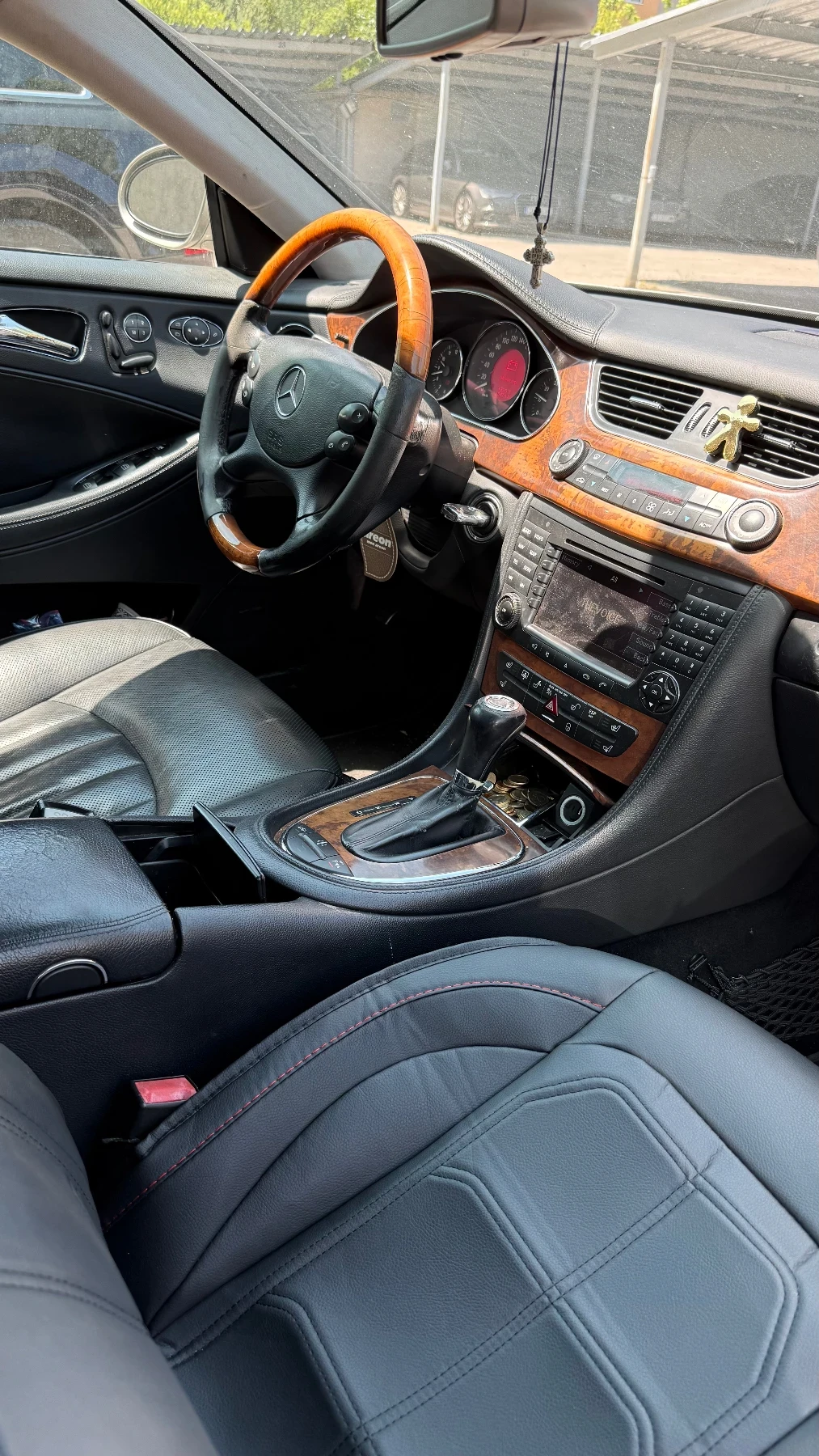 Mercedes-Benz CLS 500, снимка 8 - Автомобили и джипове - 55086874