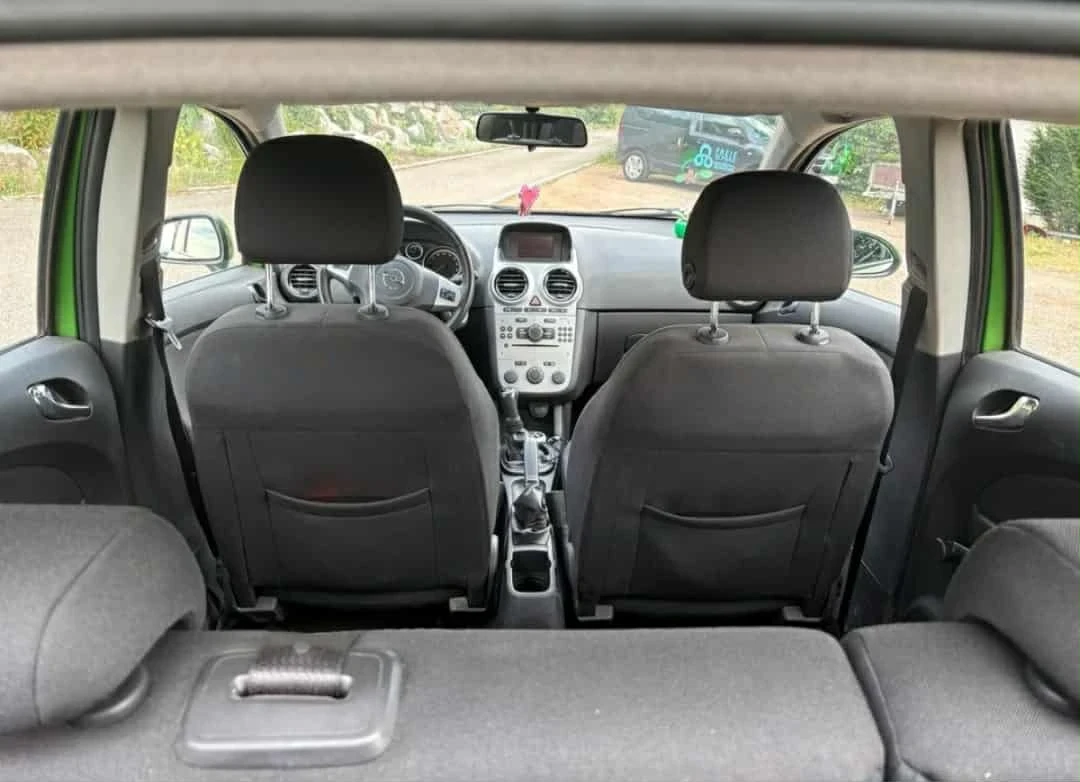 Opel Corsa D, снимка 3 - Автомобили и джипове - 56341731