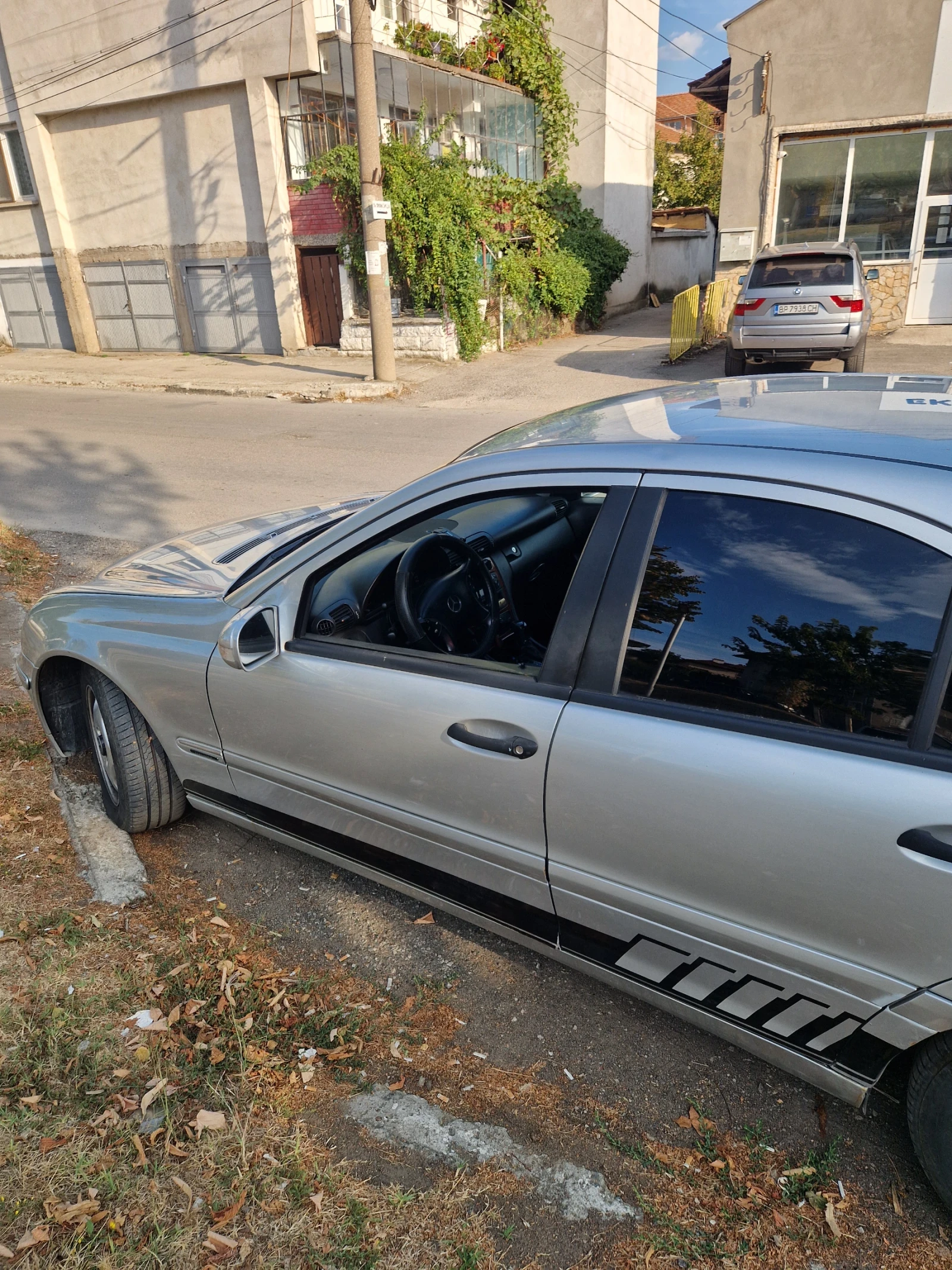 Mercedes-Benz C 220, снимка 6 - Автомобили и джипове - 56160134