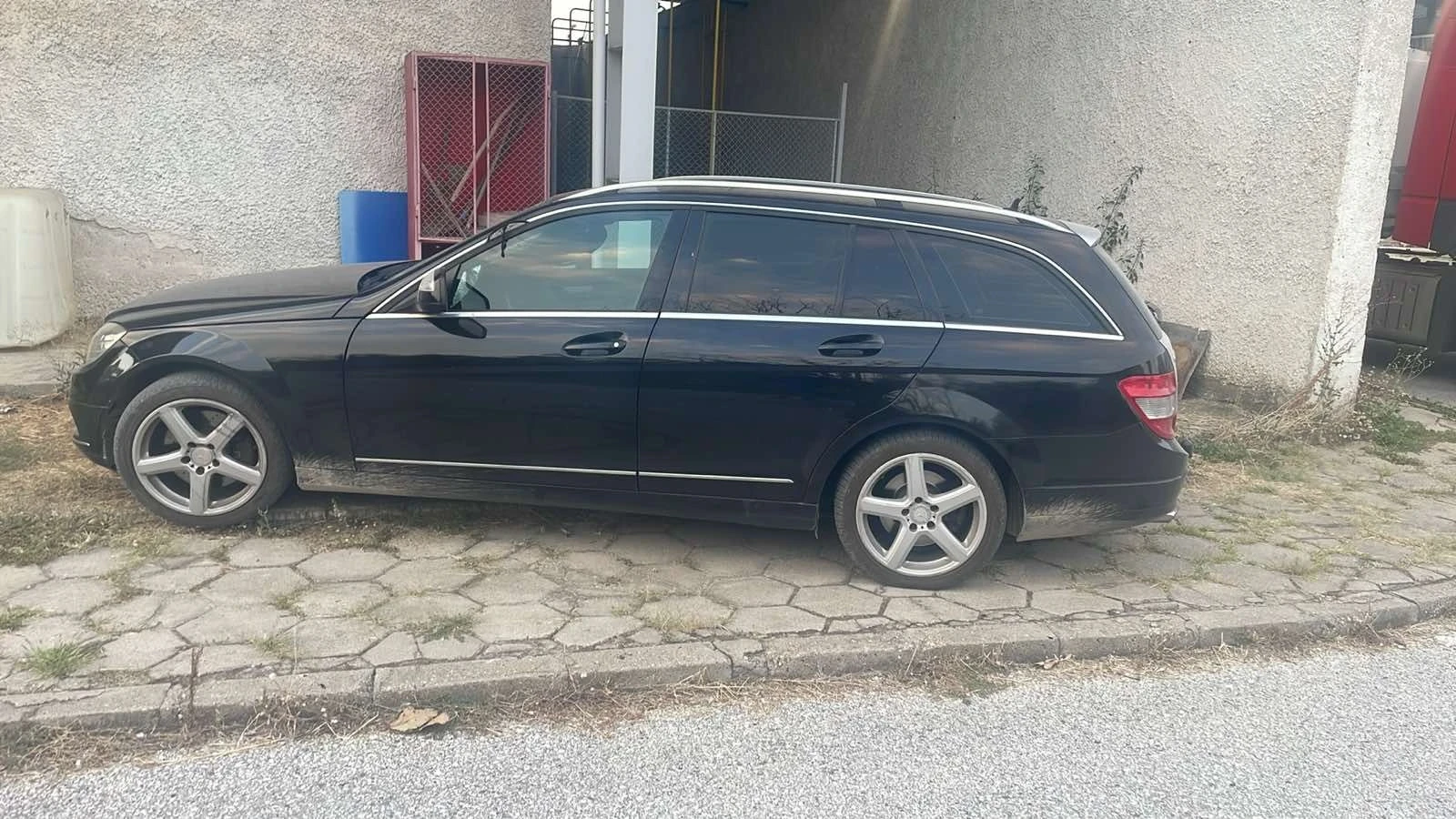 Mercedes-Benz C 320, снимка 4 - Автомобили и джипове - 56204217
