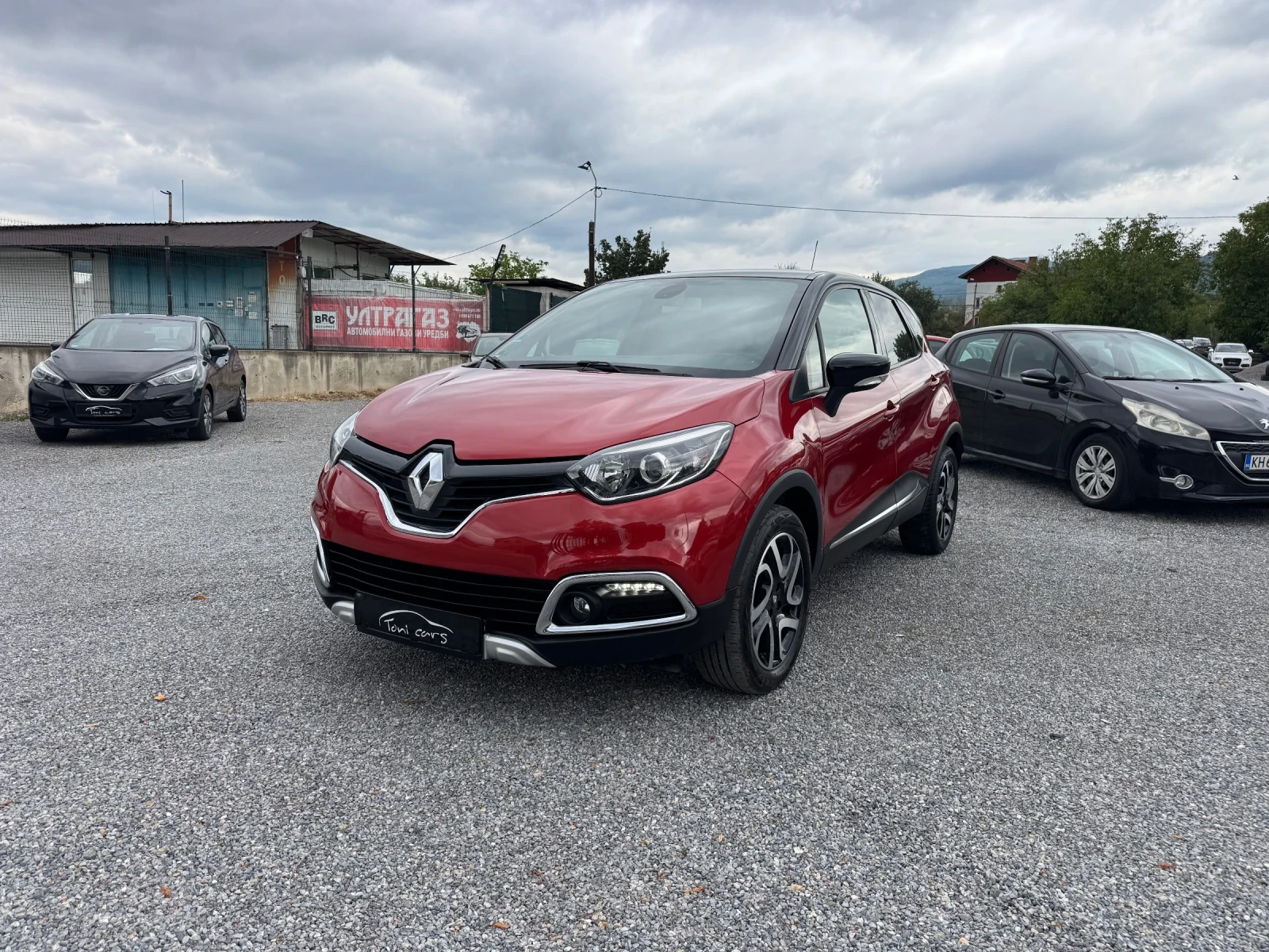 Renault Captur 1.2Tce Automatic! NAVI!! Keyless!! Camera!!