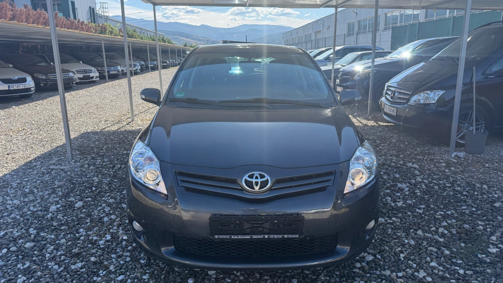 Toyota Auris 1.6 i 136 ps, снимка 2 - Автомобили и джипове - 56330224