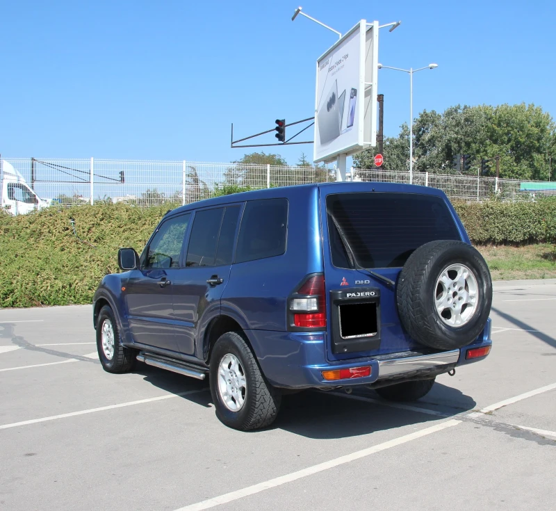 Mitsubishi Pajero 3.2 DI-D   6+ 1 МЕСТА  , снимка 7 - Автомобили и джипове - 47450461