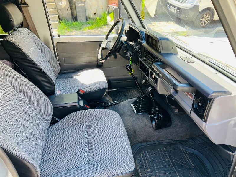 Toyota Land cruiser LJ 70  2.TD  1986г, снимка 12 - Автомобили и джипове - 48335391