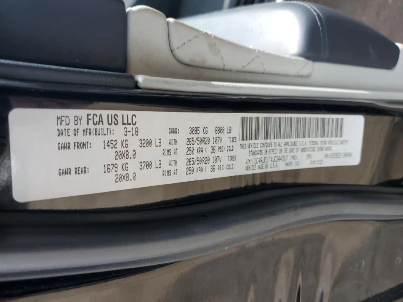 Jeep Grand cherokee SUMMIT* Distronic* Обдух* Подгрев, снимка 13 - Автомобили и джипове - 52321358