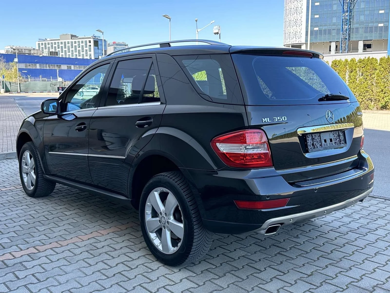 Mercedes-Benz ML 350 4 MATIC* TOP FULL FULL*  - изображение 4