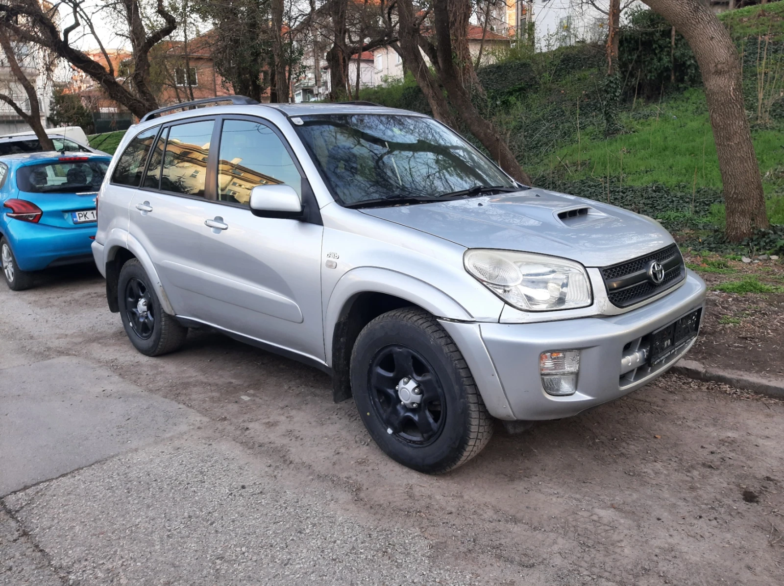 Toyota Rav4 2.0 D4D 4x4 | Mobile.bg — изображение 1