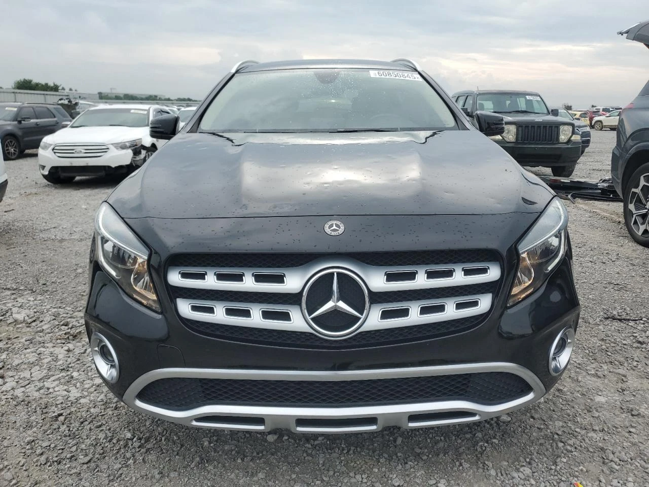 Mercedes-Benz GLA 250 4MATIC * Възможност за лизинг*  - изображение 2