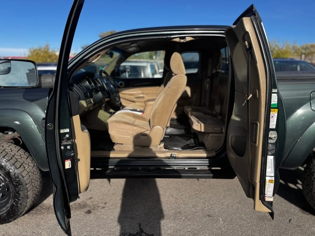 Toyota Tacoma * CARFAX * БЕЗ ПЪРВОНАЧАЛНА ВНОСКА - изображение 10