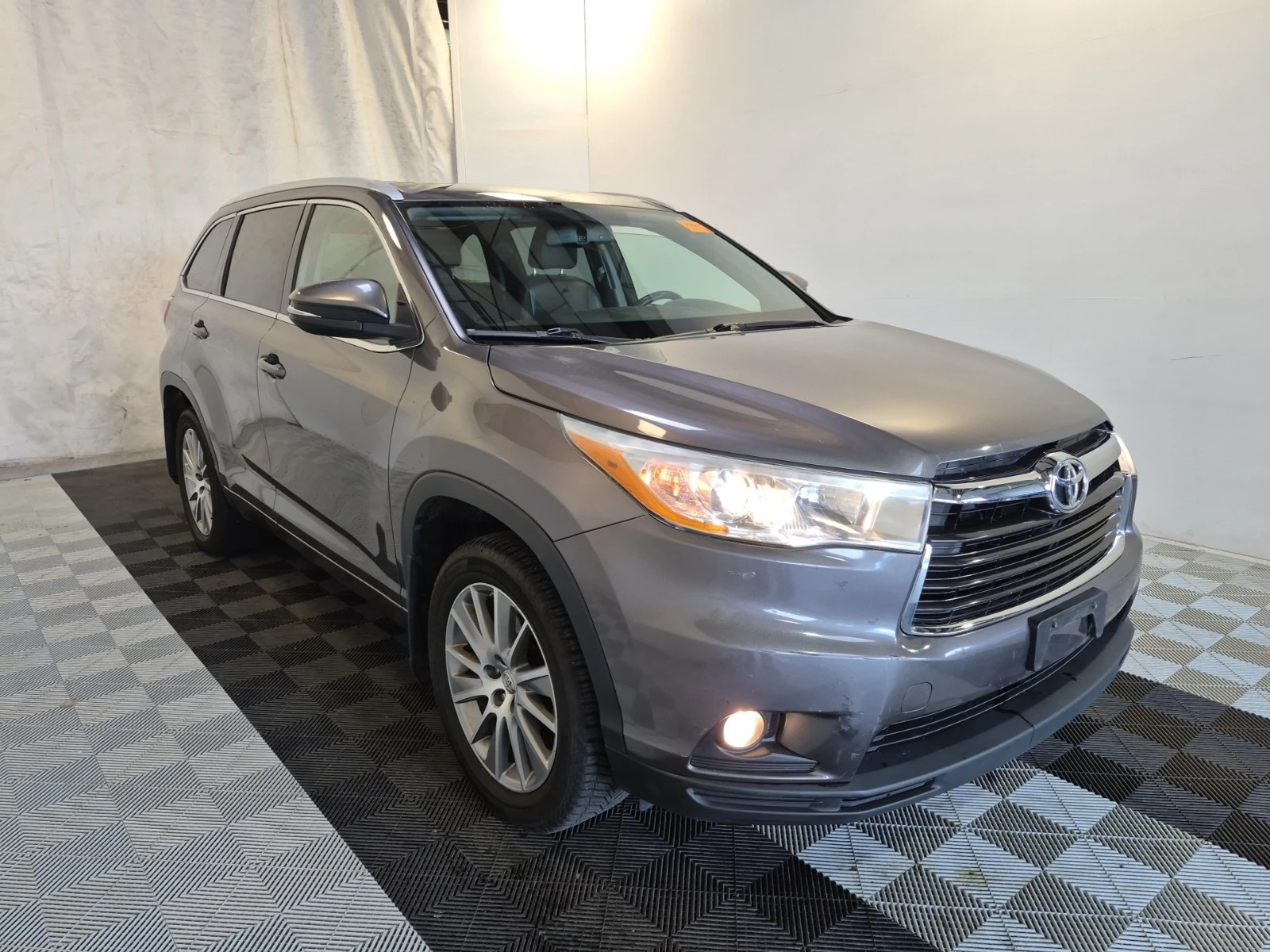 Toyota Highlander XLE * * 7 МЕСТА * * CARFAX * * АВТО КРЕДИТ * *  - изображение 2