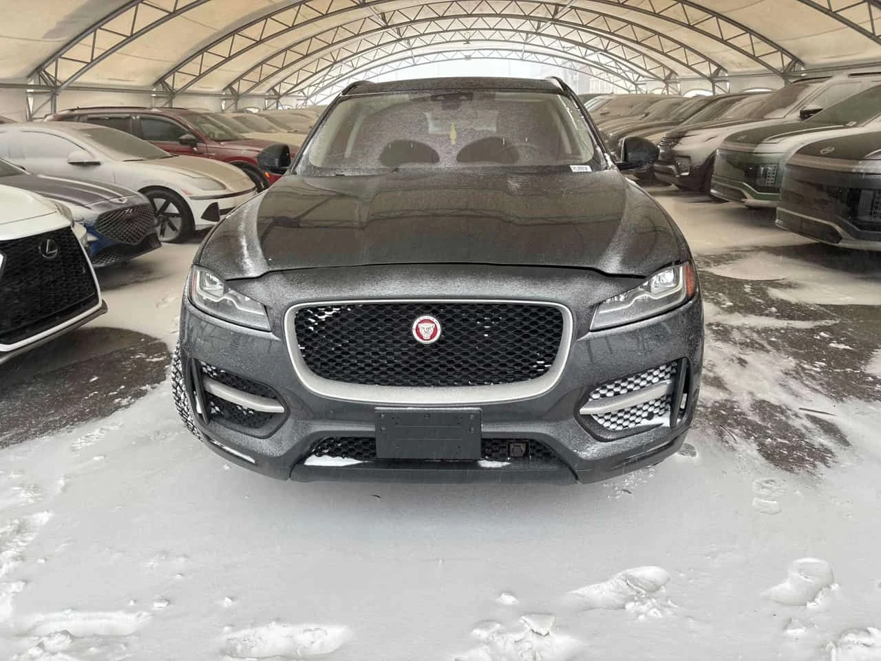 Jaguar F-PACE * 35t R Sport * CARFAX * ЦЕНА ДО БГ - изображение 6