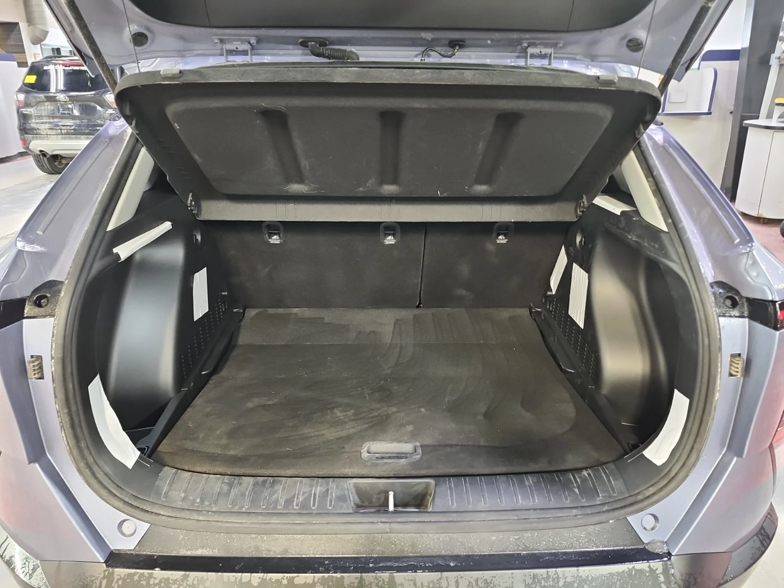 Hyundai Kona 2L 4cyl AWD, снимка 13 - Автомобили и джипове - 53710015