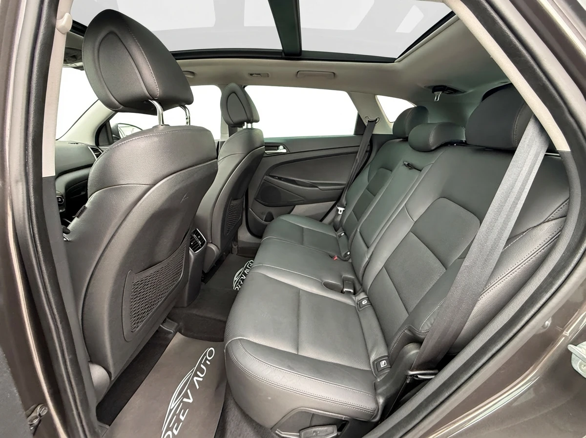 Hyundai Tucson 4x4#EXCLUSIVE#PANORAMA#OBDUH#PODGREV#INAVI#KAMERA, снимка 12 - Автомобили и джипове - 54167132