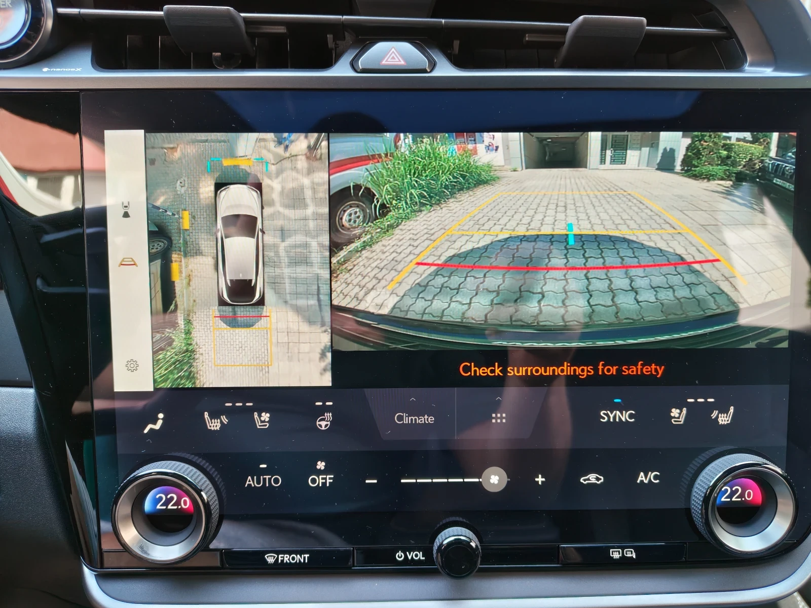 Lexus RZ RZ 500e DIRECT4 Luxury AWD | NEU | НАЛИЧЕН, снимка 12 - Автомобили и джипове - 54360286
