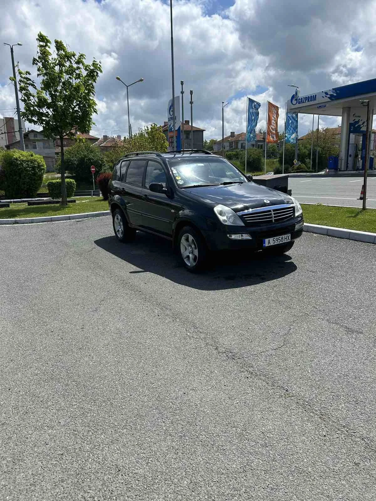 SsangYong Rexton, снимка 2 - Автомобили и джипове - 54664565