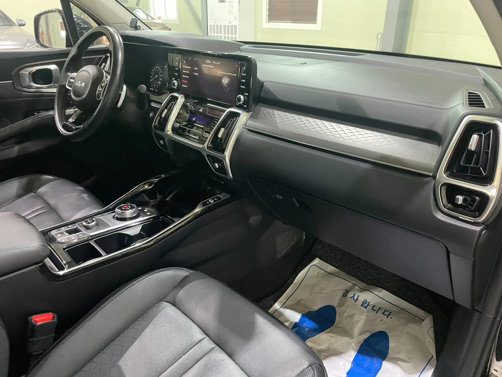 Kia Sorento 2.2 ! 4WD ! Noblesse !, снимка 11 - Автомобили и джипове - 55314162