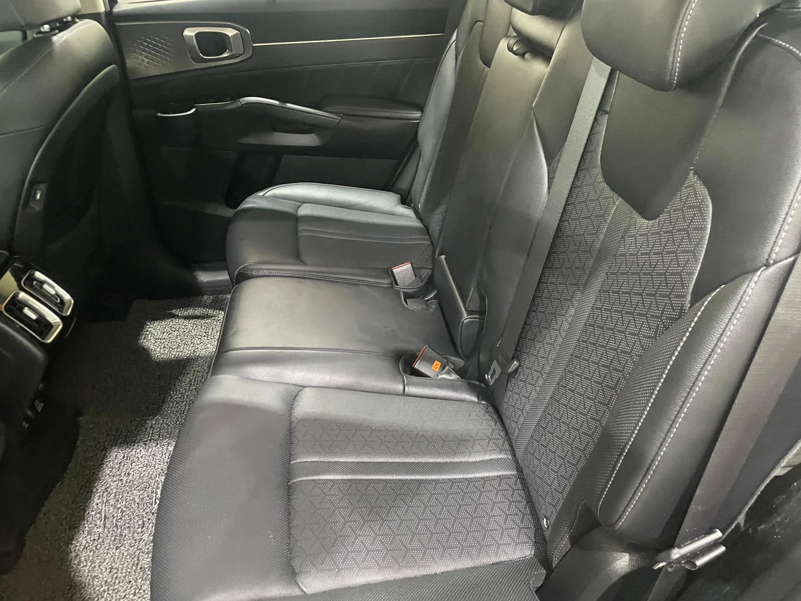 Kia Sorento 2.2 ! 4WD ! Noblesse !, снимка 12 - Автомобили и джипове - 55314162