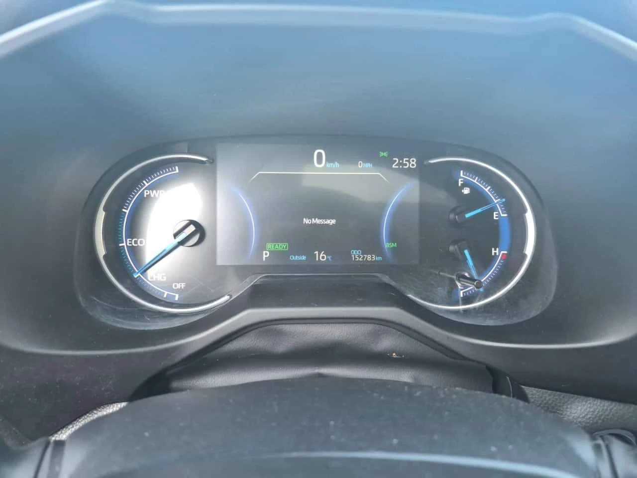 Toyota Rav4 * HYBRID XLE * CARFAX * БЕЗ ПЪРВОНАЧАЛНА ВНОСКА, снимка 9 - Автомобили и джипове - 55431906