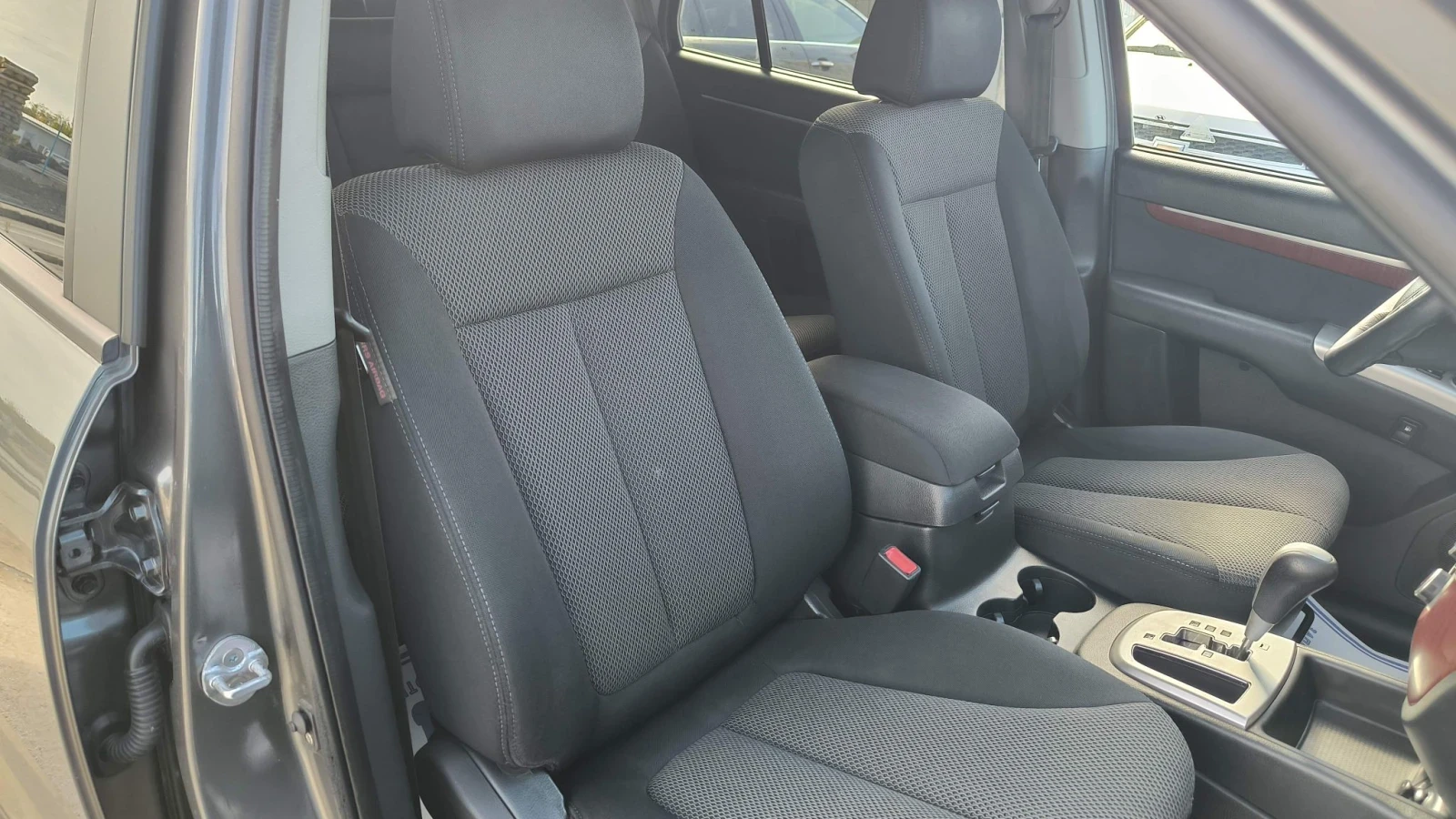 Hyundai Santa fe 2.2CRDI 4x4 Automatic , снимка 10 - Автомобили и джипове - 56551490