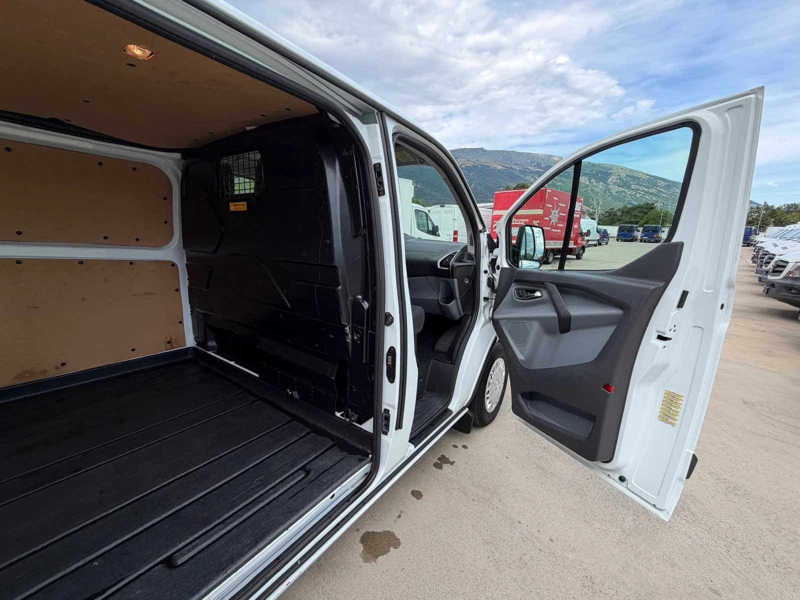 Ford Transit Custom 2.2TDCI!FULL!ТОП!КЛИМА!, снимка 6 - Бусове и автобуси - 55207216