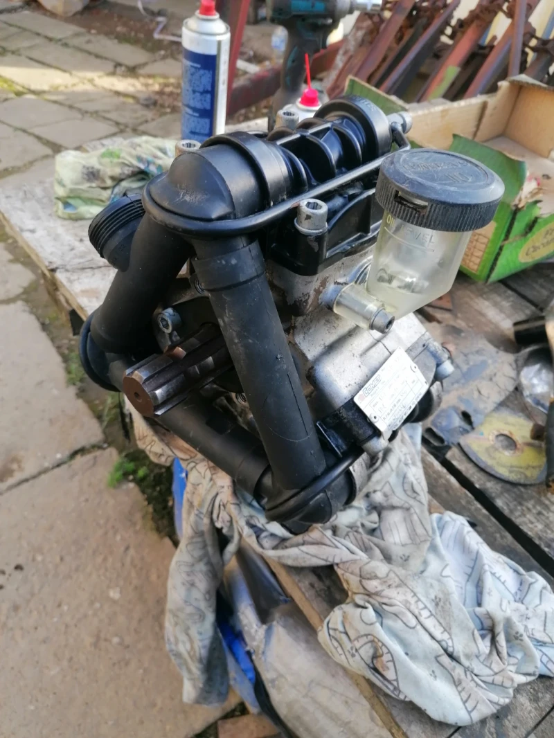 Пръскачка Hardi, снимка 2 - Селскостопанска техника - 50243825