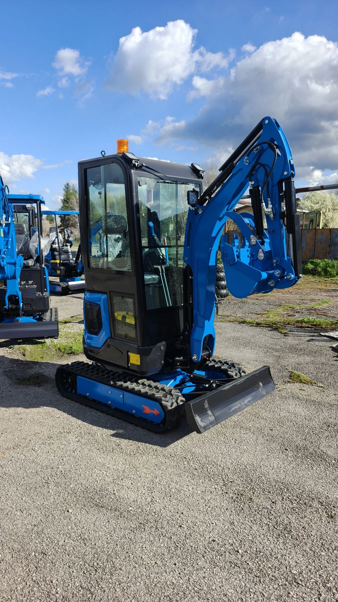 Багер Друга марка VSN N-18 !!!НАЛИЧНИ!!!  НОВИ, снимка 10 - Индустриална техника - 54238638