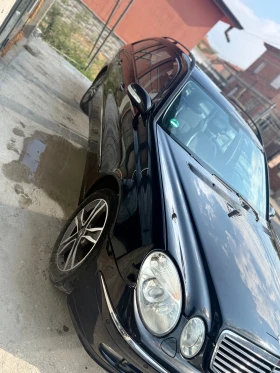 Mercedes-Benz E 220 Avangarde, снимка 2