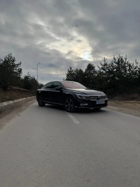 Обява за продажба на VW Passat 8.5 facelift R-line 2.0Т ~52 000 лв. - изображение 1