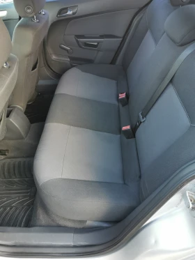 Opel Astra, снимка 13