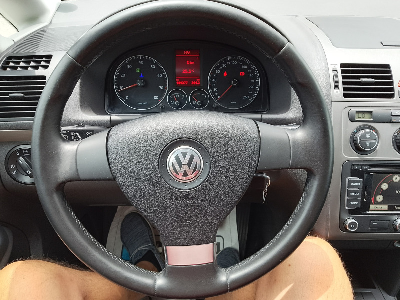 VW Touran 1.4TSI/ФАБРИЧЕН МЕТАН/ОБСЛУЖЕНА, снимка 12 - Автомобили и джипове - 46448436