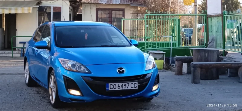 Mazda 3, снимка 8 - Автомобили и джипове - 47909941