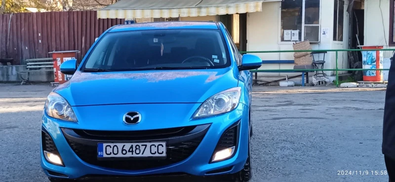 Mazda 3, снимка 1 - Автомобили и джипове - 49487978