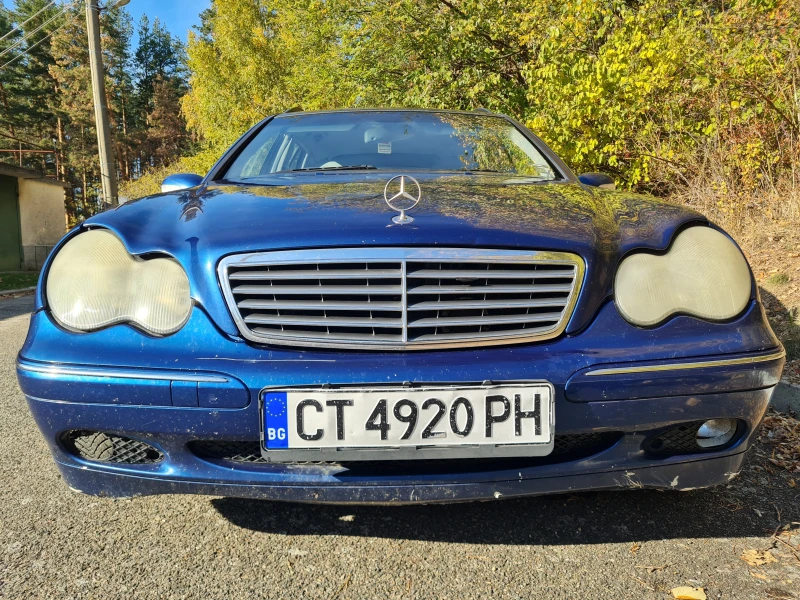 Mercedes-Benz C 200 kompressor, снимка 8 - Автомобили и джипове - 47910767