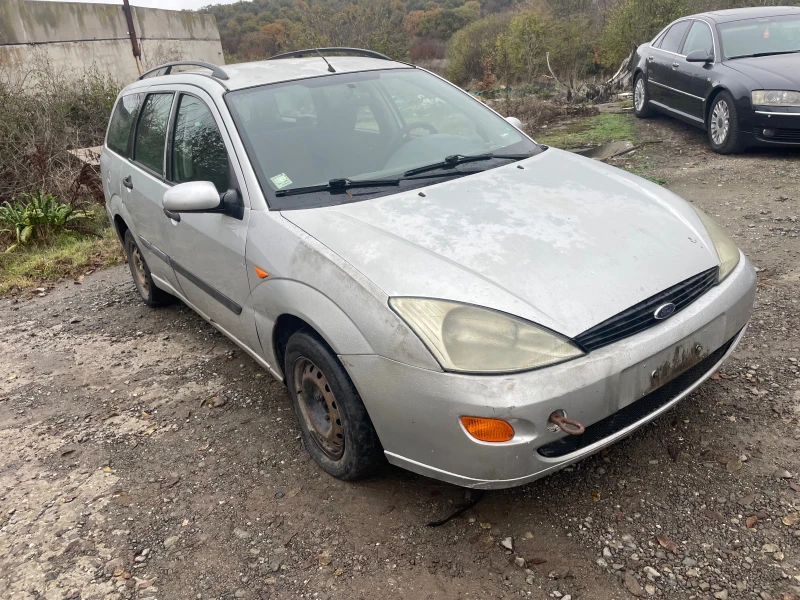 Ford Focus 1.8, снимка 2 - Автомобили и джипове - 47968203