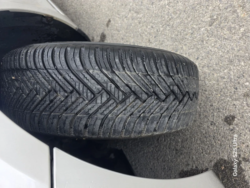 Ford Focus БЕНЗИН/ГАЗ, снимка 7 - Автомобили и джипове - 51842159