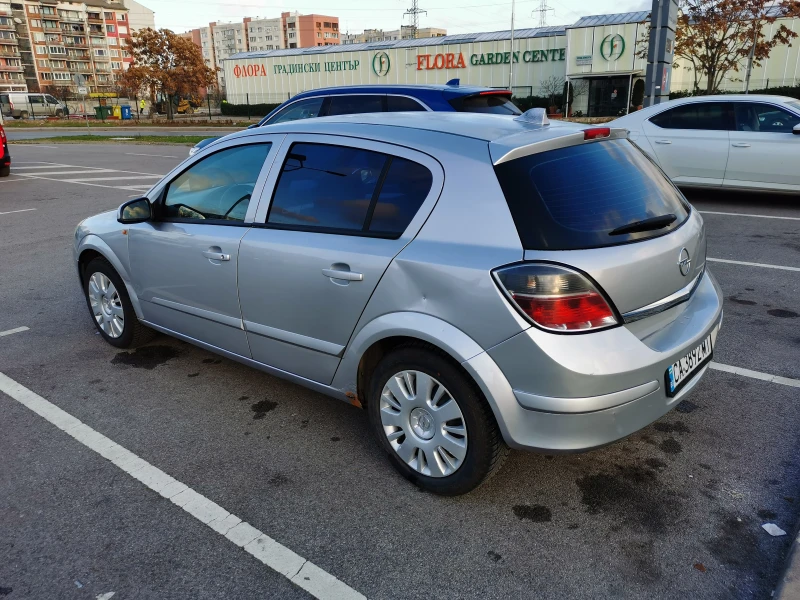 Opel Astra, снимка 7 - Автомобили и джипове - 52768602