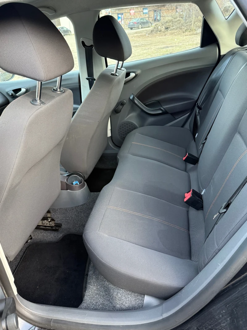 Seat Ibiza НОВ ВНОС Бензин климатик120000 км, снимка 8 - Автомобили и джипове - 52905139